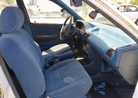 1994 Ford Escort Lx/Sport from USA, damaged, VIN 1FARP15J3RW195067